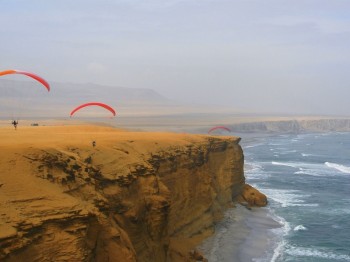 Parapente à Paracas