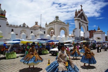 Danse folklorique - Copacabana, Lac Titicaca