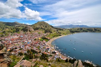 Vue sur le lac Titicaca depuis El Calvario