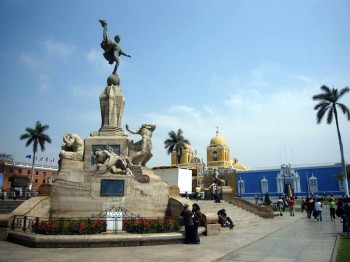 Plaza de Armas - Trujillo